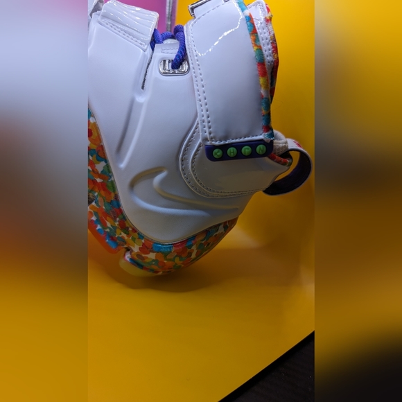 Size 10 W, 8.5 M - Nike Zoom LeBron 4 2024 Fruity Pebbles DQ9310-100 - Picture 14 of 15